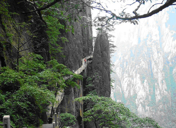 黄山旅游：必去景点推荐